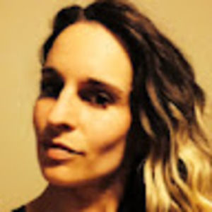 Meet your Posher, Lyndi